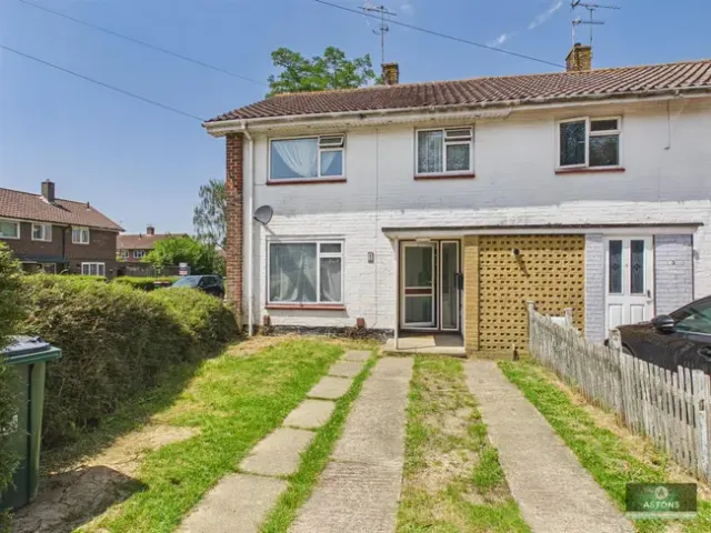 Kestrel Close, Langley Green