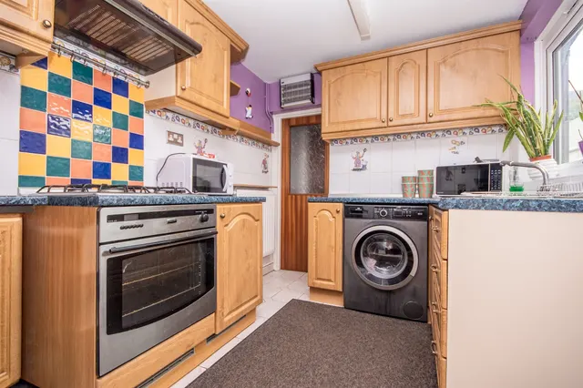 Cambridge Street, Kettering, NN16, photo 3