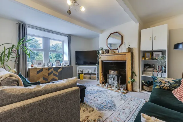 Carr Road, Calverley, LS28, photo 2