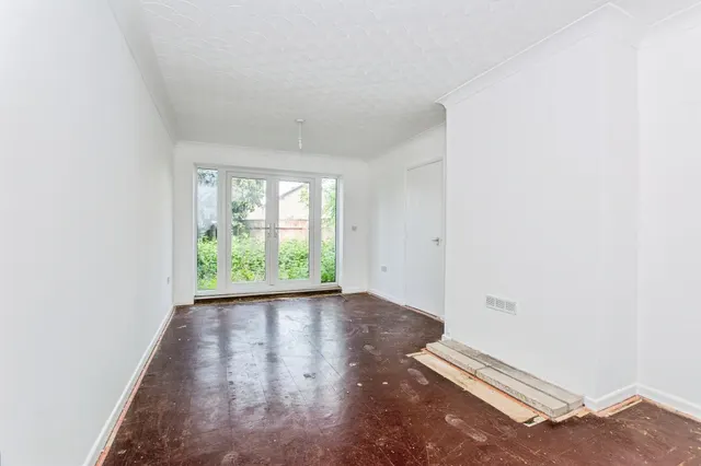 Photo 3 — Waterlees Road, WISBECH
