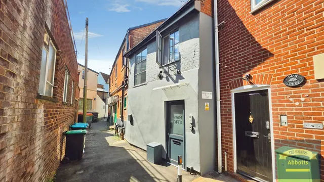 George Street, Colchester, photo 1