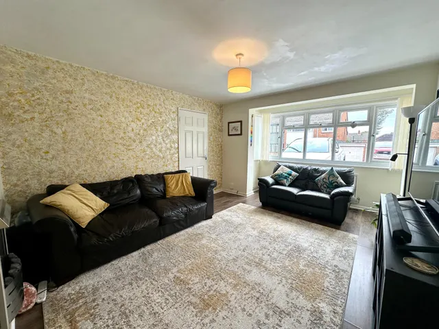 Photo 3 — Simmonds Road, Bloxwich, WS3