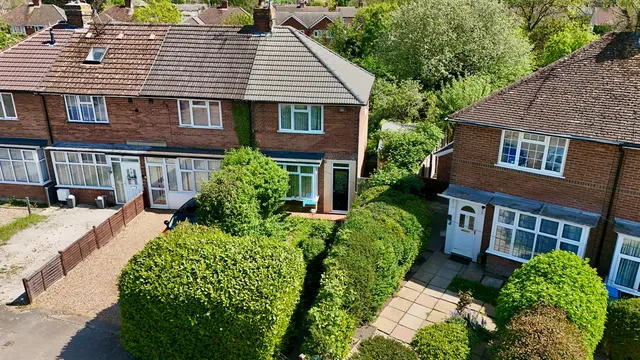 Cromwell Avenue, Aylesbury, HP19, photo 1