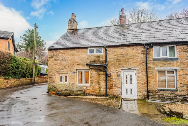 Pollards Lane, Summerseat, Bury, BL9 5PF, photo 1