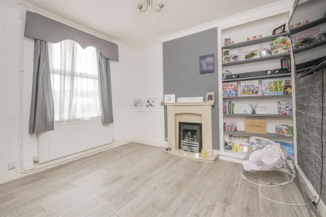 Rosebery Street, Kettering, photo 3