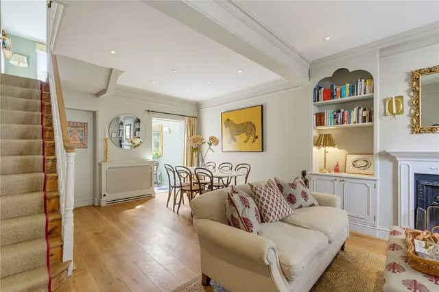 Morrison Street, London, SW11, photo 3