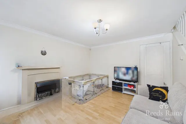 Wain Avenue, Chesterfield, S41, photo 2