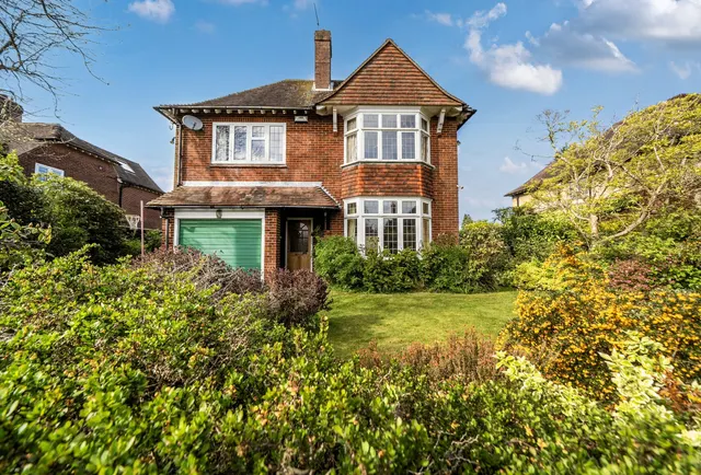 Whybourne Crest, Tunbridge Wells, TN2 5BS, photo 1