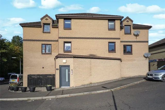 Kinclaven Gardens, Glenrothes, KY7, photo 1