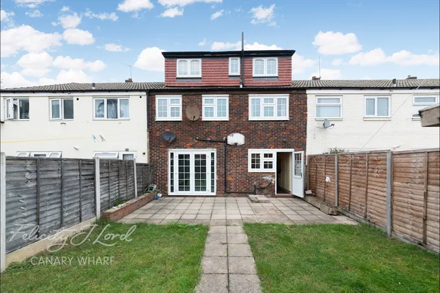 Adamson Road, London, photo 1