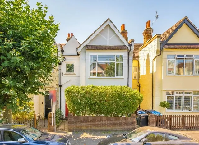 Delamere Road, West Wimbledon, SW20, photo 1