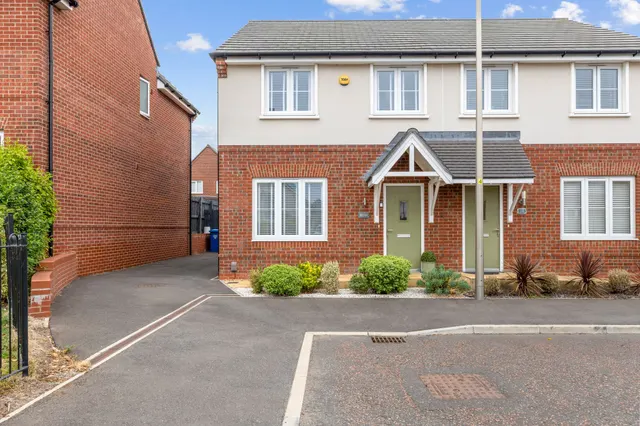 Lowes Fold, Lowton, Warrington, Warrington, WA3 2XD, photo 1