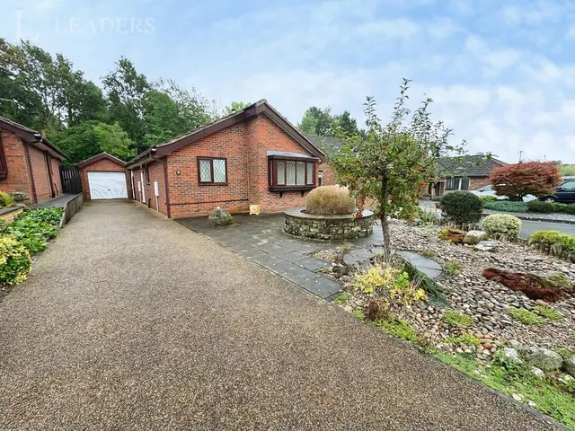 2 bedroom house, Marchington Close, Allestree, DE22