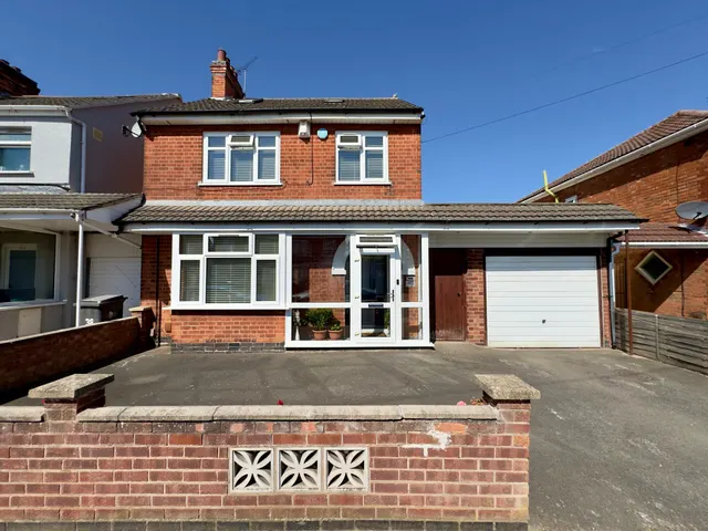 Strathmore Avenue, Leicester, LE4 7HA, photo 1