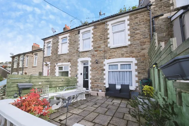 Richmond Road, Abertillery, NP13, photo 1