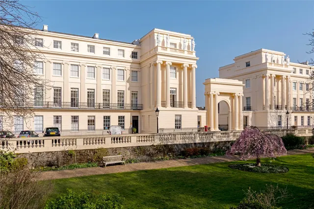 Cumberland Terrace, Regent's Park, London, NW1 4HP, photo 1