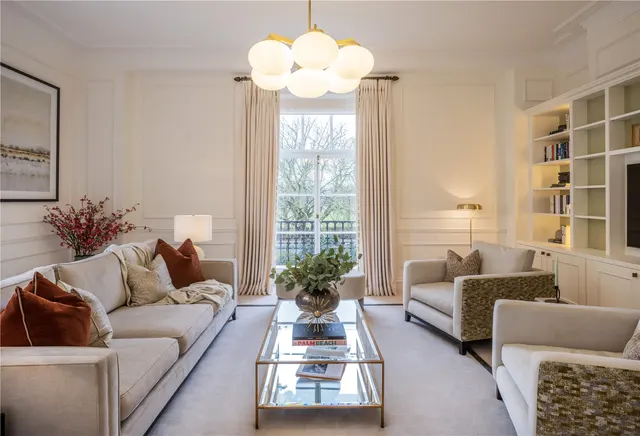 Photo 2 — Cumberland Terrace, Regent's Park, London, NW1 4HP