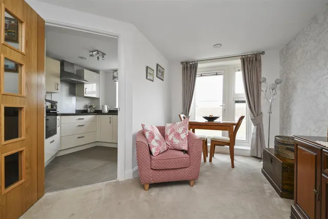 Valentine Road, Hunstanton, PE36, photo 3