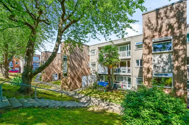 Acresgate Court, Liverpool, L25, photo 1