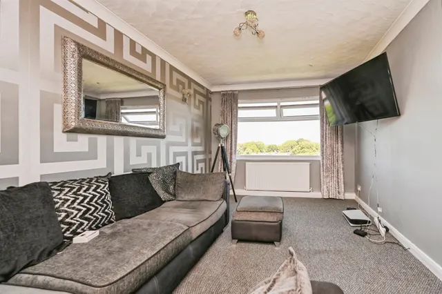 Acresgate Court, Liverpool, L25, photo 2