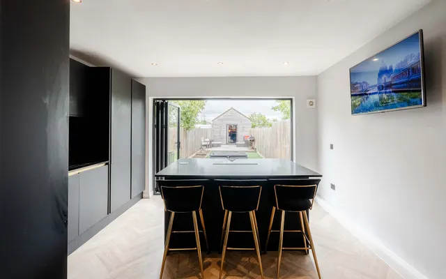 Headley Park Avenue, Headley Park, BS13, photo 3