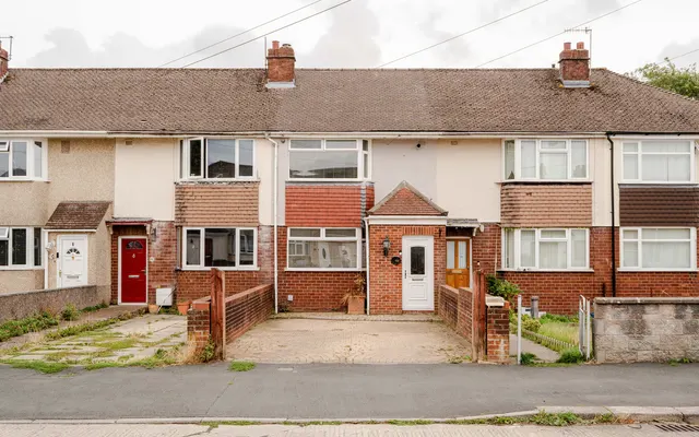 Headley Park Avenue, Headley Park, BS13, photo 2
