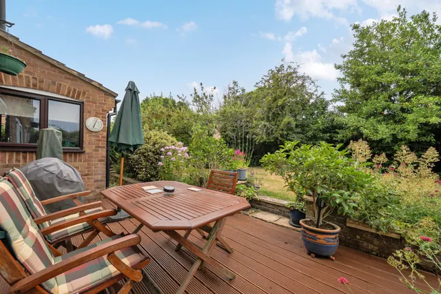 Photo 3 — Ailesbury Way, Burbage, SN8