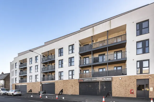 Stoke Road, Slough, SL2, photo 1