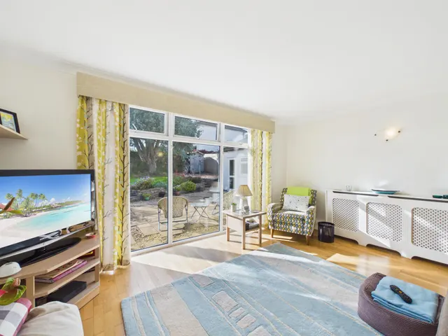 Wenallt Road, Rhiwbina, CF14, photo 3