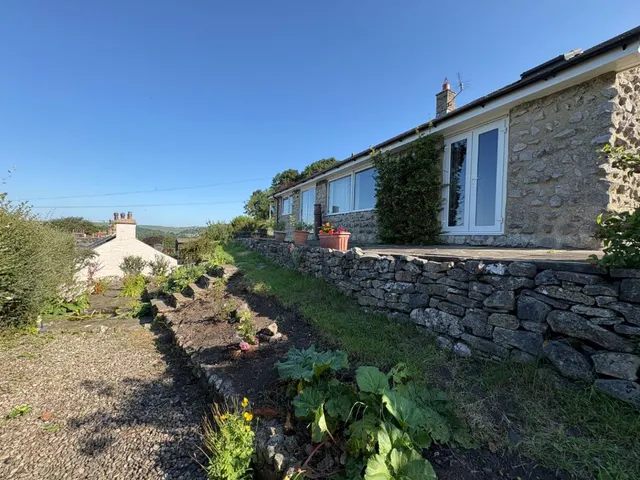 Albert Hill, Settle, photo 1