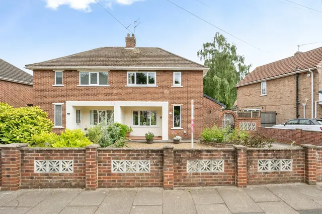 Elmham Road, Cantley, Doncaster, photo 1