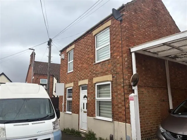 Grove Road, Rushden