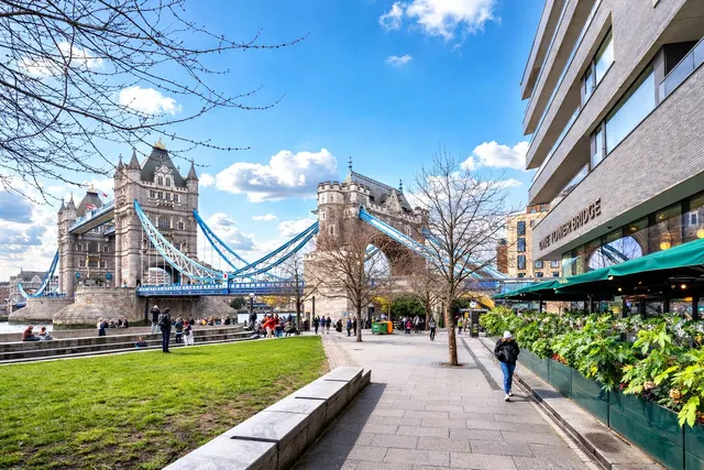 Duchess Walk, One Tower Bridge, SE1, photo 1