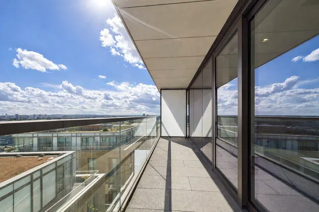 Duchess Walk, One Tower Bridge, SE1, photo 2