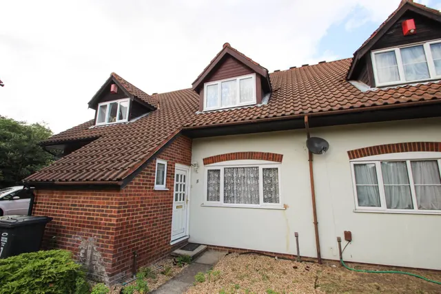 Herald Walk, Dartford, photo 1