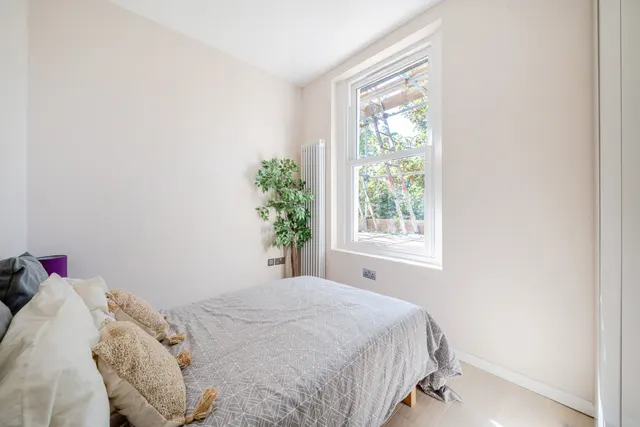 Elsham Road, Kensington and Chelsea, W14, photo 2