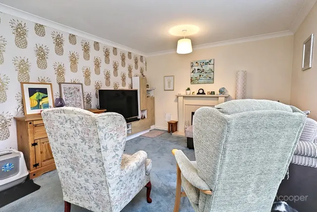 Weddington Road, Weddington, CV10, photo 3