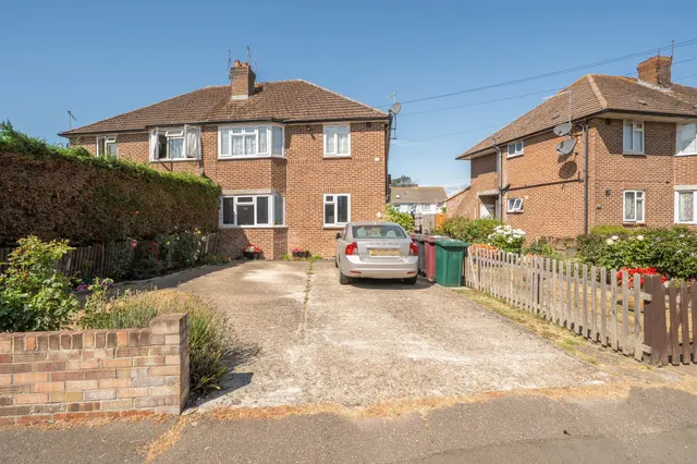 Woodfield Park Road, Emsworth, PO10, photo 1