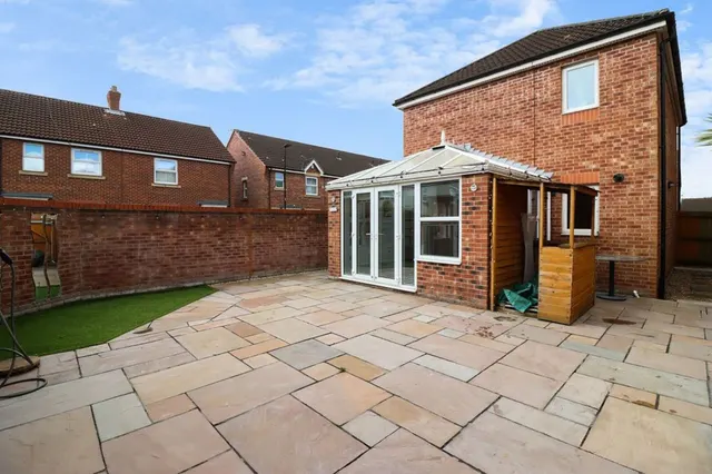 Scotsman Drive, Scawthorpe, DN5, photo 3