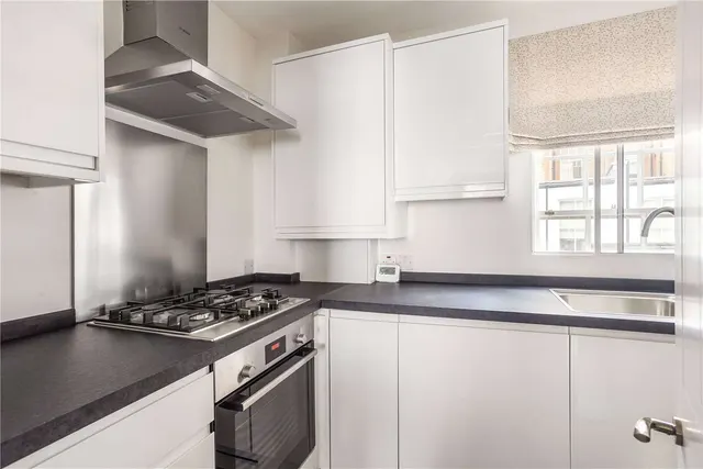 Brompton Place, London, SW3, photo 2