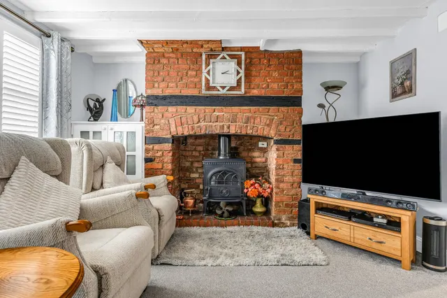 Photo 3 — Cambridge Road, Wadesmill, Ware, SG12 0TJ