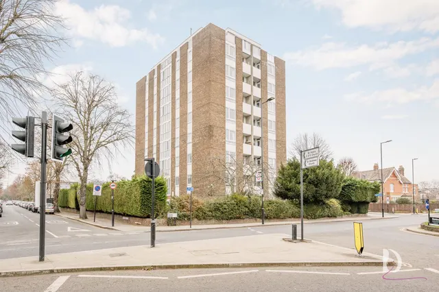 Mount Park Road, London, W5 2RX, photo 1