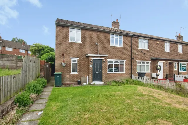 Denbigh Drive, West Bromwich, B71, photo 1