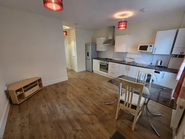Hamilton Court, LU1, photo 1