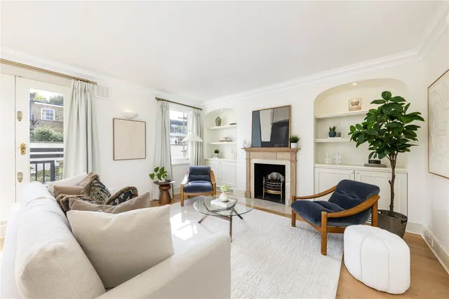 Charles II Place, Chelsea, SW3, photo 1