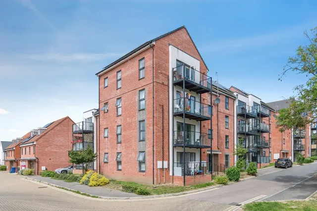 Malthouse Drive, Grays, Essex, RM17, photo 1