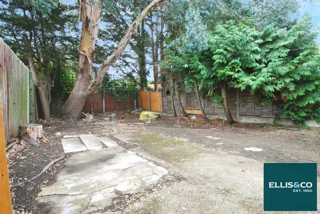 Cheviot Gardens, Cricklewood, NW2, photo 3