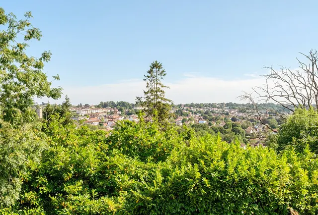 Westover Gardens, Bristol, BS9 3NE, photo 1