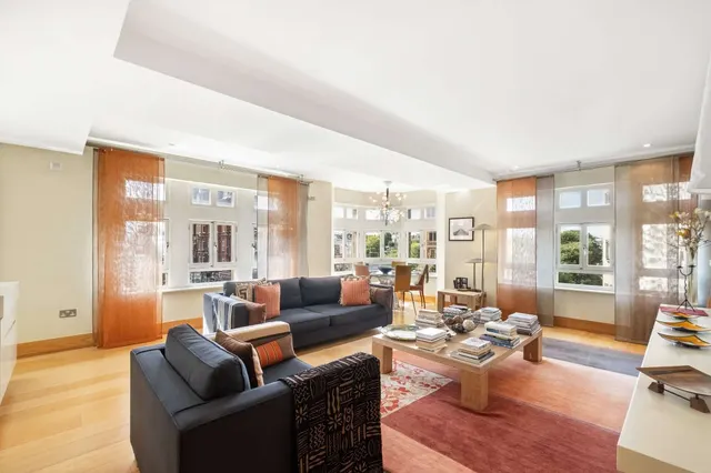 2 bedroom flat — The Gate Apartments, 2 Chepstow Road, London, W2 5BH