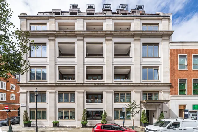Photo 2 — Chapter Street, London, SW1P